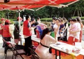 靈溪巧用主題黨日推廣生活垃圾分類知識(shí)