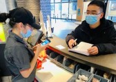 宣傳垃圾分類 細(xì)致服務(wù)商戶