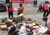 垃圾分類投放，呵護美麗家園