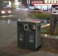 亂扔煙頭進(jìn)垃圾桶，險(xiǎn)些造成火災(zāi)釀成大禍