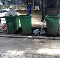 老舊小區(qū)成垃圾分類“死角”，部分小區(qū)未設四色分類垃圾桶