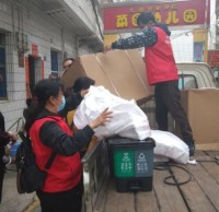 千個(gè)分類垃圾桶分發(fā)入戶，加強(qiáng)村民環(huán)保意識(shí)