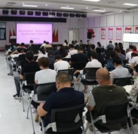 黨建引領(lǐng)新時(shí)尚，垃圾分類齊參與